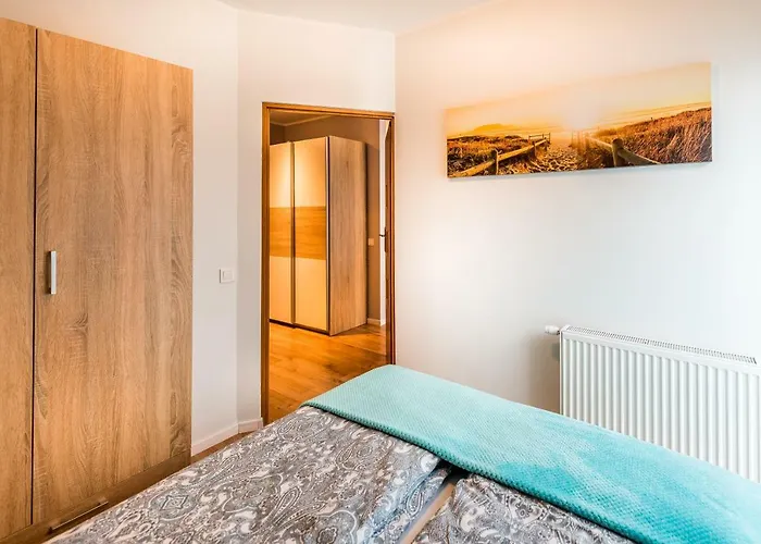 B&f Garbary Business & Family - Parking Познань