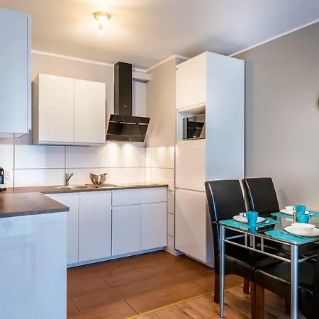 B&f Garbary Business & Family - Parking Poznan