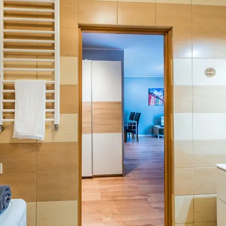 B&f Garbary Business & Family - Parking Apartment